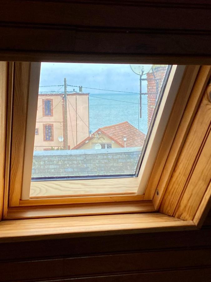 Charming Fisher House On The Seaside Гранкам-Мези Екстериор снимка
